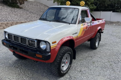 1981 Toyota 4x4 Pickup on Bring a Trailer Sports Awesome '80s Graphics